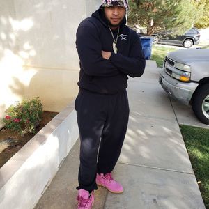 Meet your Posher, Deangelo